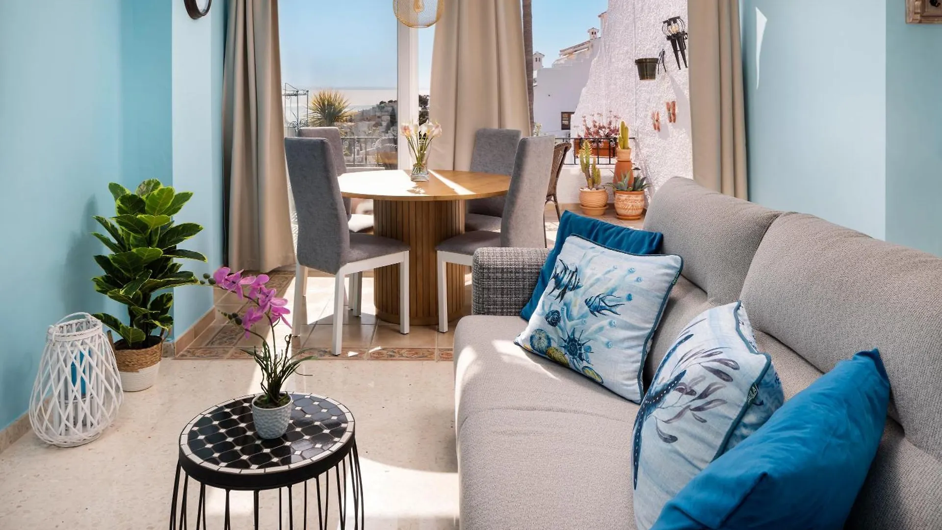 Sea View Apt Capistrano Village Nerja 0*,