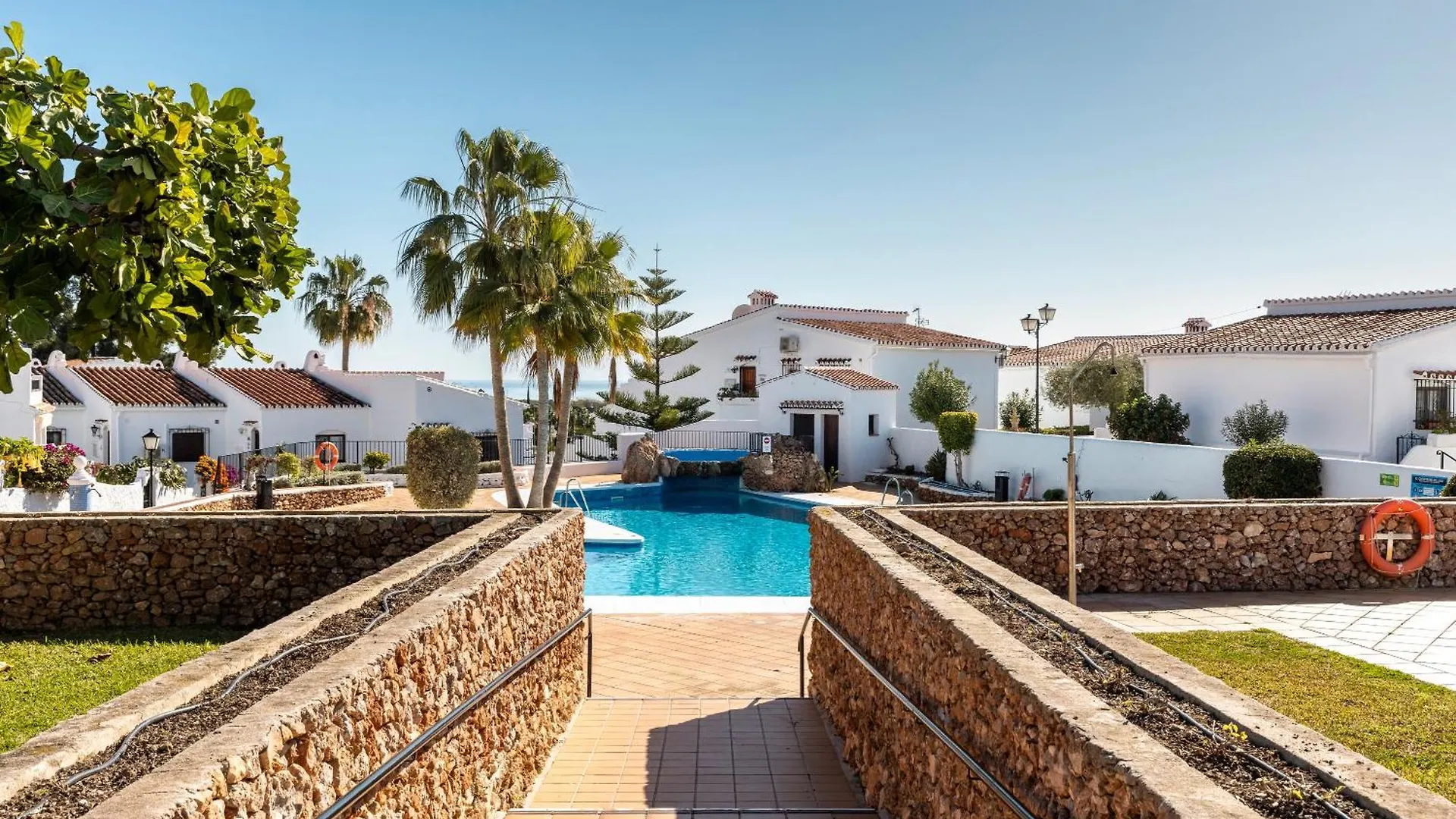 Sea View Apt Capistrano Village Nerja Apartment